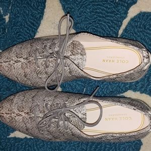 Cole Hann Grand Series Viper snake print shoes size 8